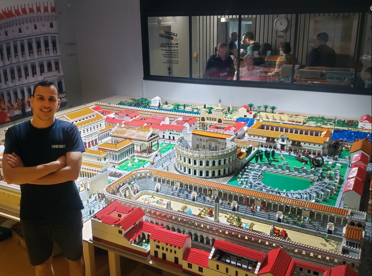 lego rome Lugdunum diorama