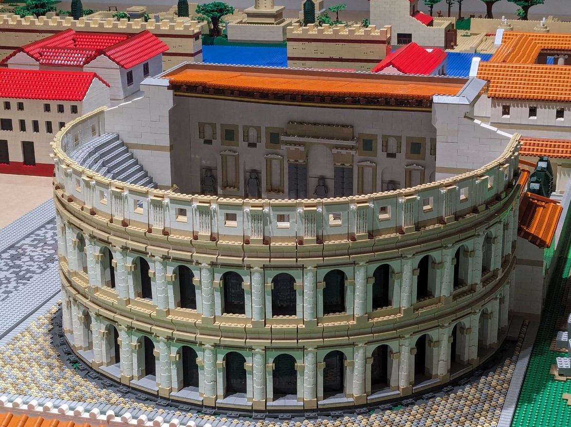lego rome detailed wall